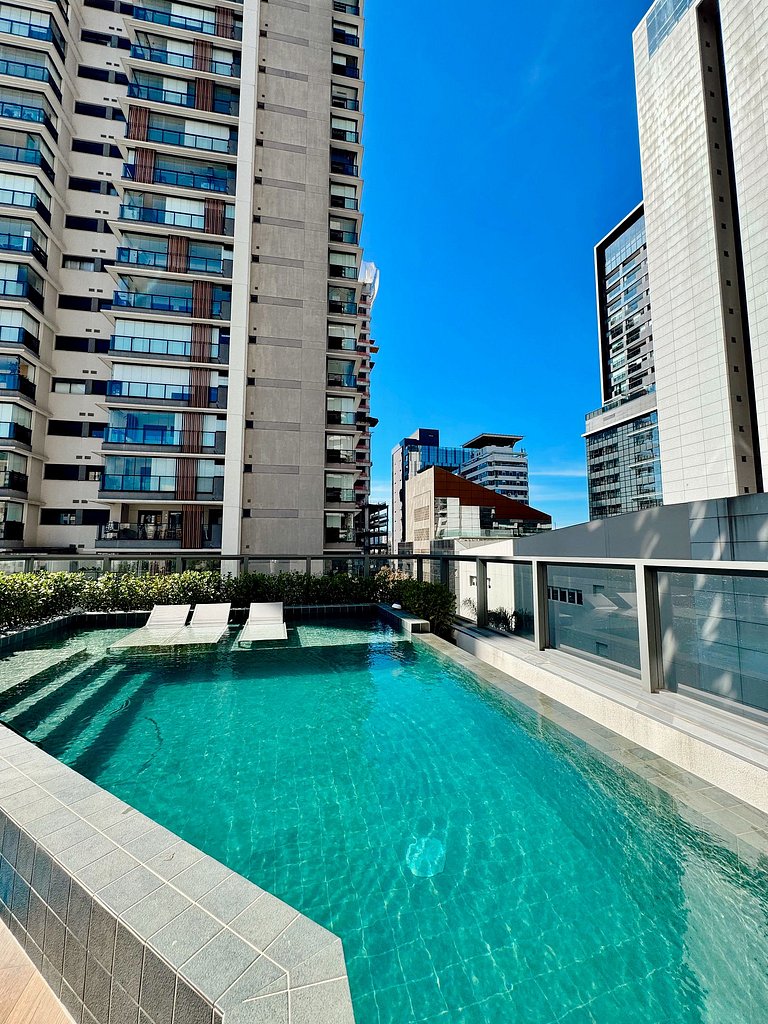 Studio moderno com conforto e praticidade